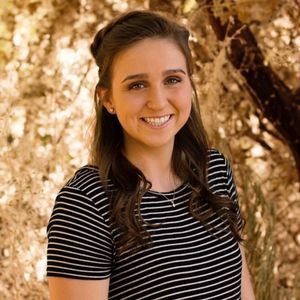 Meet your Posher, Brooke